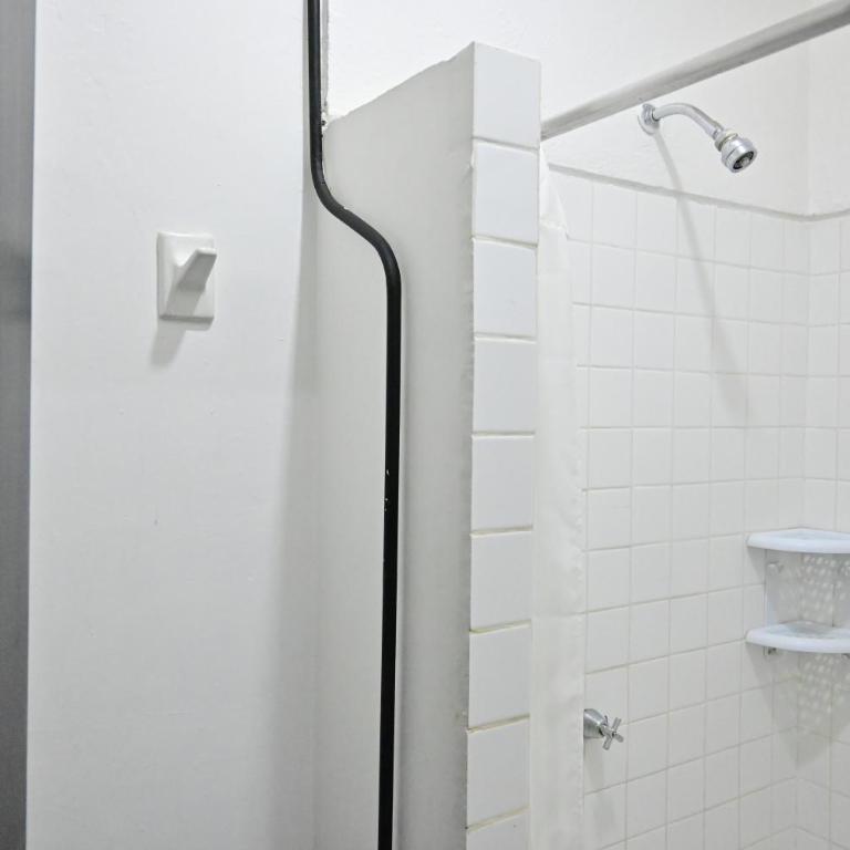 Hostel Mundo Joven Catedral - Double Room with Private Bathroom - 6