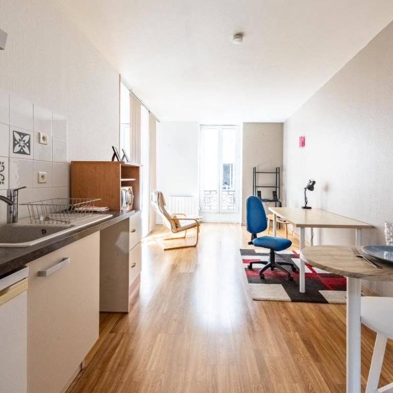 Appartement cosy proche gare - Apartamento de 1 dormitorio - 10