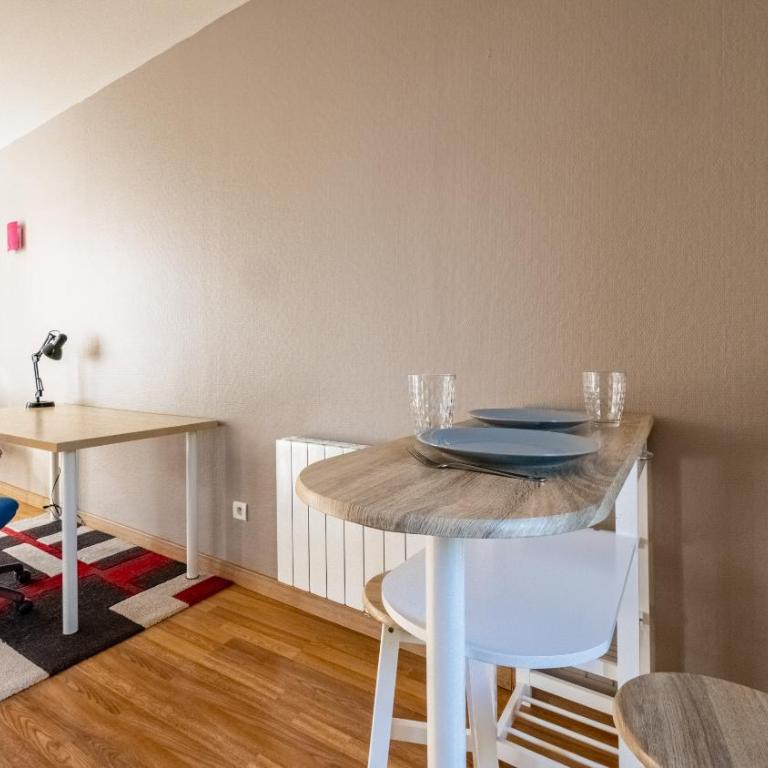 Appartement cosy proche gare - Apartamento de 1 dormitorio - 12