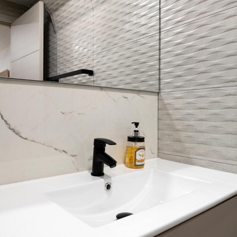 Apartamento Rosales Suites Lujo en el Centro - Apartamento de 3 dormitorios - 34