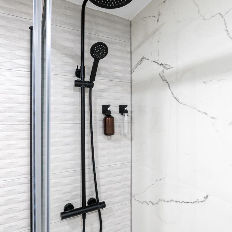 Apartamento Rosales Suites Lujo en el Centro - Apartamento de 3 dormitorios - 35