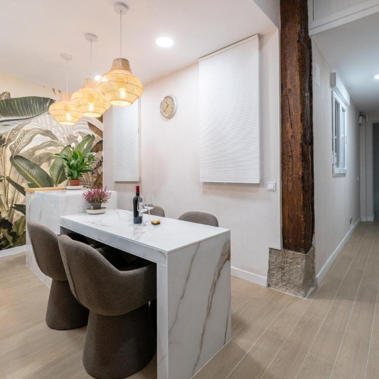 Apartamento Rosales Suites Lujo en el Centro - Apartamento de 3 dormitorios - 11