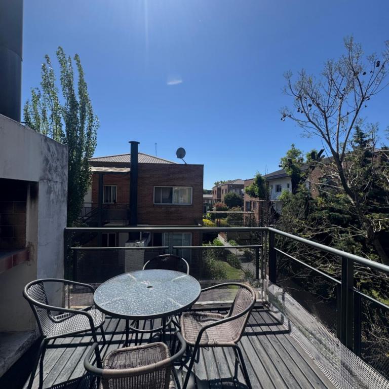 Hermoso depto cercano a hospital austral y usal - One-Bedroom Apartment - 11