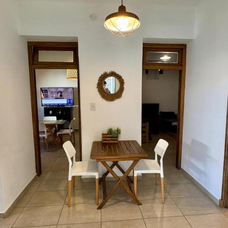 Casa en Cosquín a 250mts de Plaza Prospero Molina - Casa de 3 dormitorios - 3