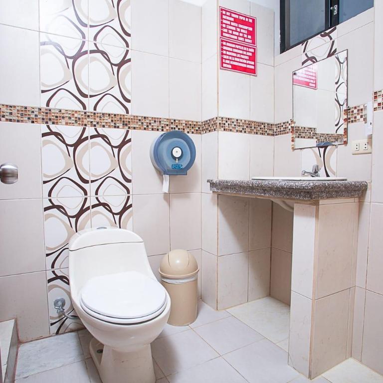 Hostal casa de los delfines - Family Room - 2