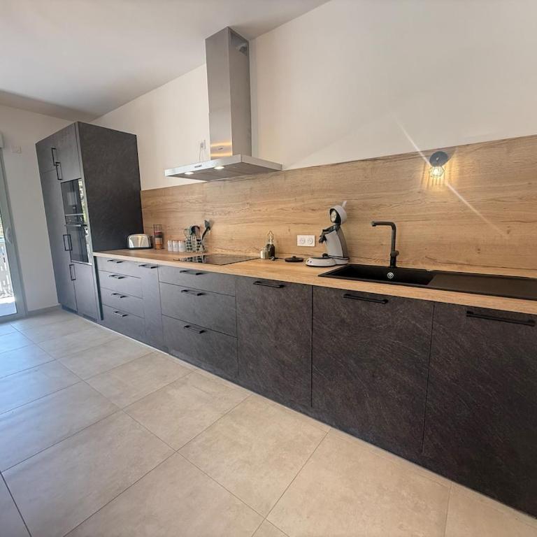 Le Moulin Balcon Proche Centre Calme - Appartement 2 Chambres - 12