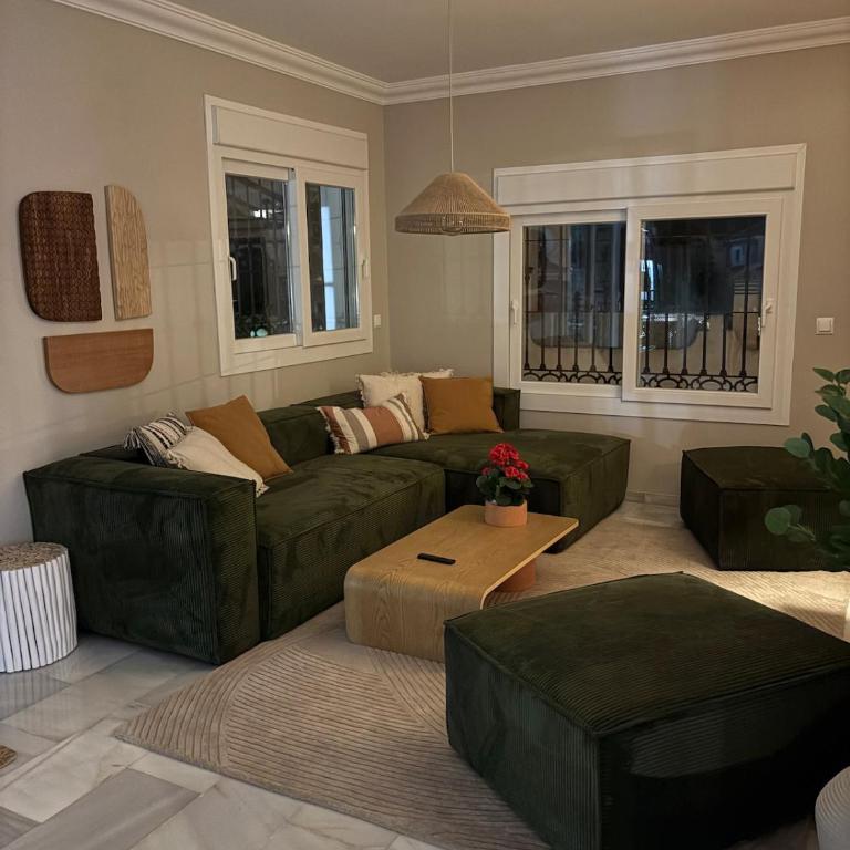 Luxury Villa with Panorama View and Heated Pool - Five-Bedroom House - 51