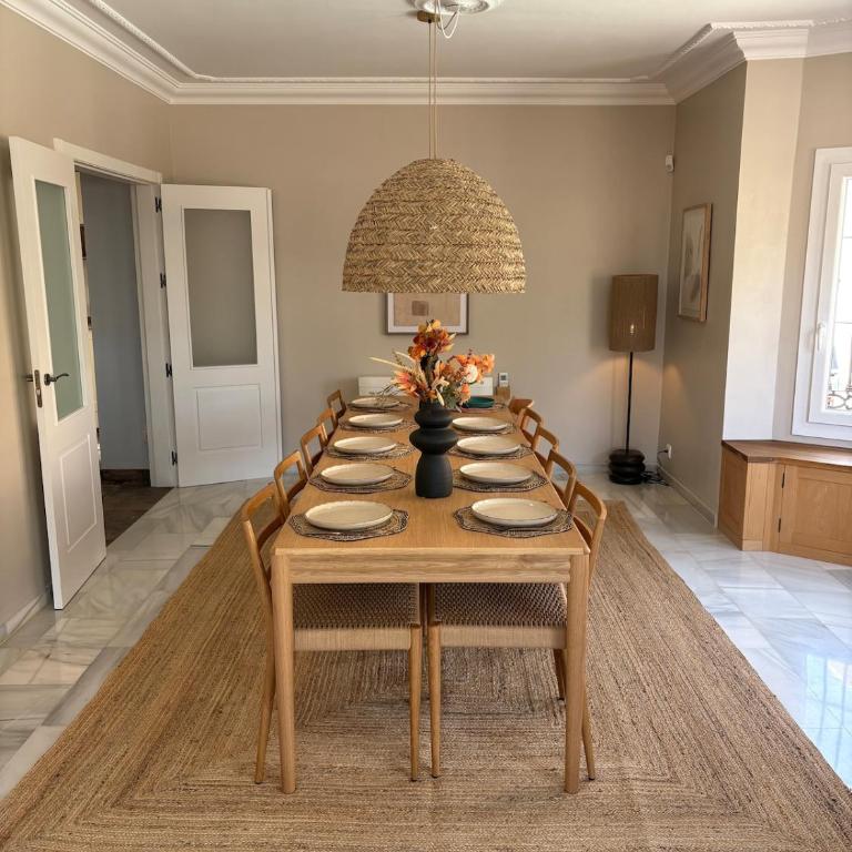 Luxury Villa with Panorama View and Heated Pool - Five-Bedroom House - 60