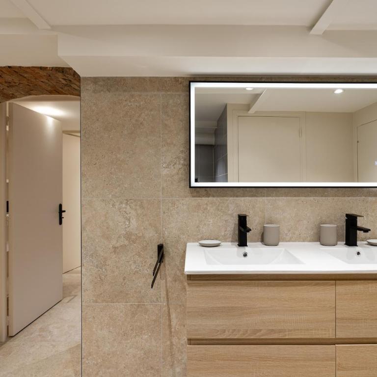 Modern duplex 10 min from Place de la Nation - Appartement 3 Chambres - 18