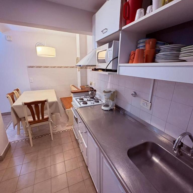 Alquiler para 4 pax a 150 mts del mar - Pinamar - Apartamento de 1 dormitorio - 4