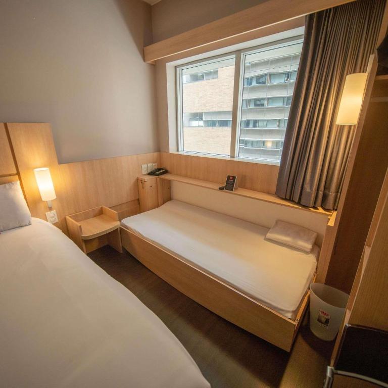 ibis Medellin - Habitación Doble con futón adicional para niño - 6