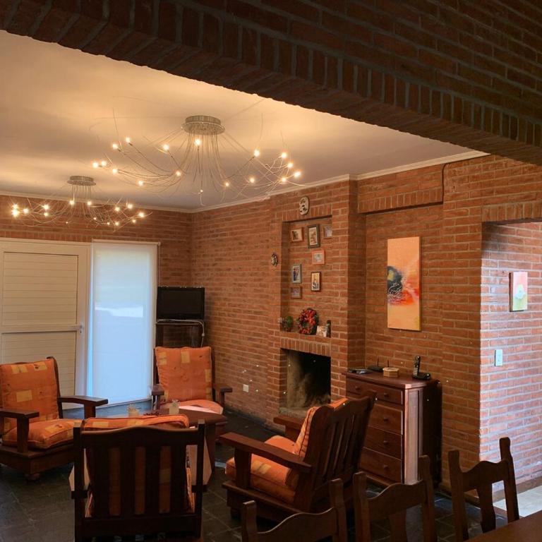 House in Cariló with a park and pool - Villa - 1