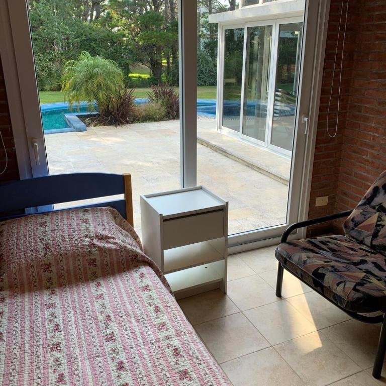 House in Cariló with a park and pool - Villa - 18