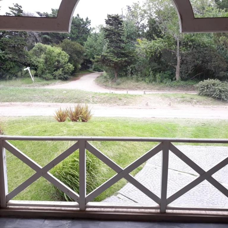 House in Cariló with a park and pool - Villa - 23