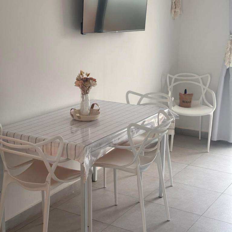 Casa Estivariz Madryn - Casa Unifamiliar de 2 dormitorios - 4