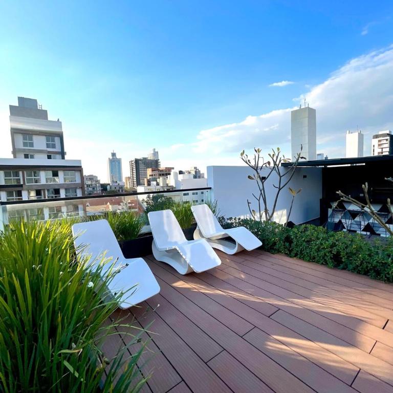 Moderno departamento en Equipetrol - Apartamento de 2 dormitorios - 21