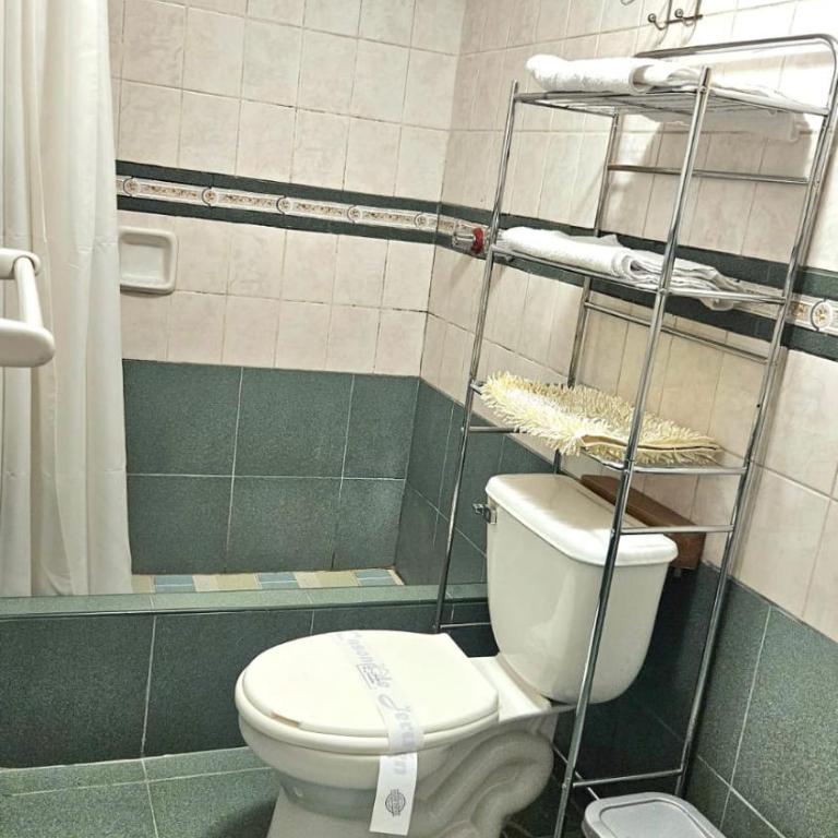 Casona Jerusalen - Habitación Familiar con baño privado - 2