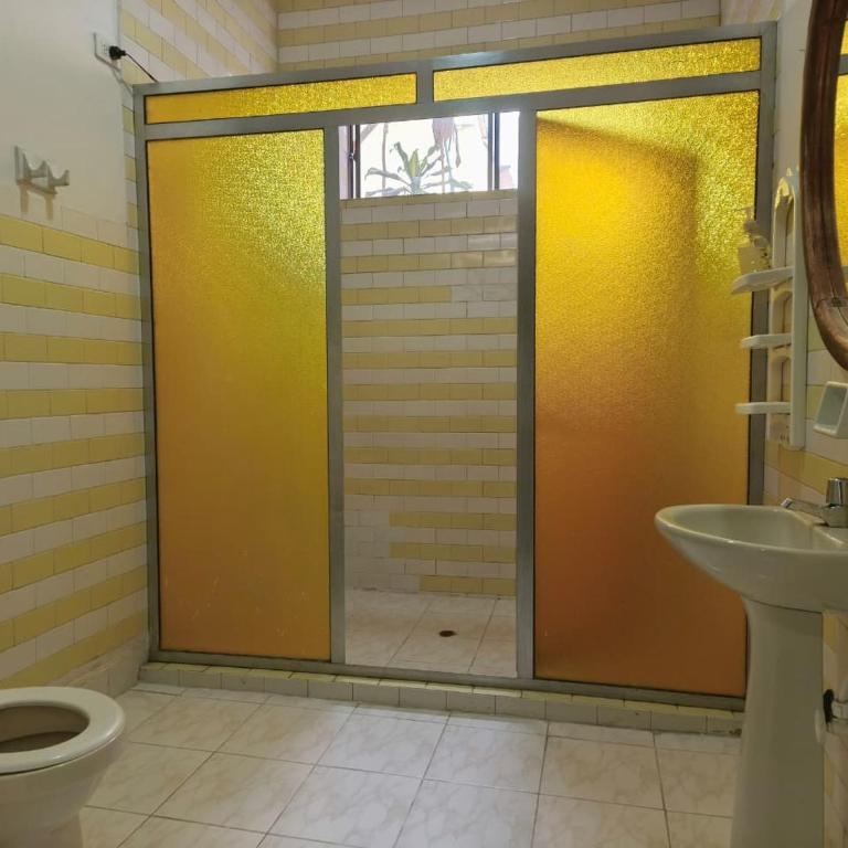 Casa Prado Centro - Habitación Cuádruple con baño privado - 3