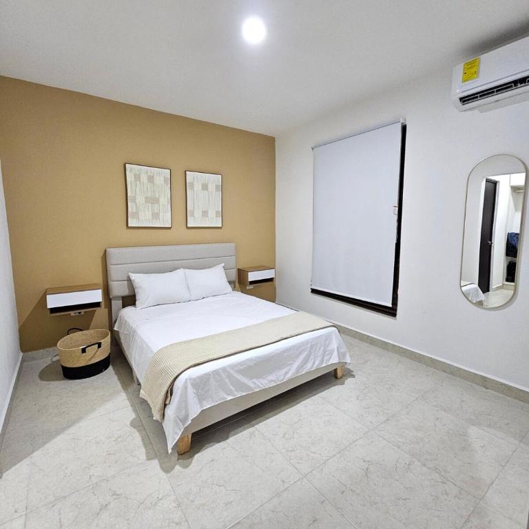 Ground floor condominium at the foot of the pool - Three-Bedroom Apartment - 17
