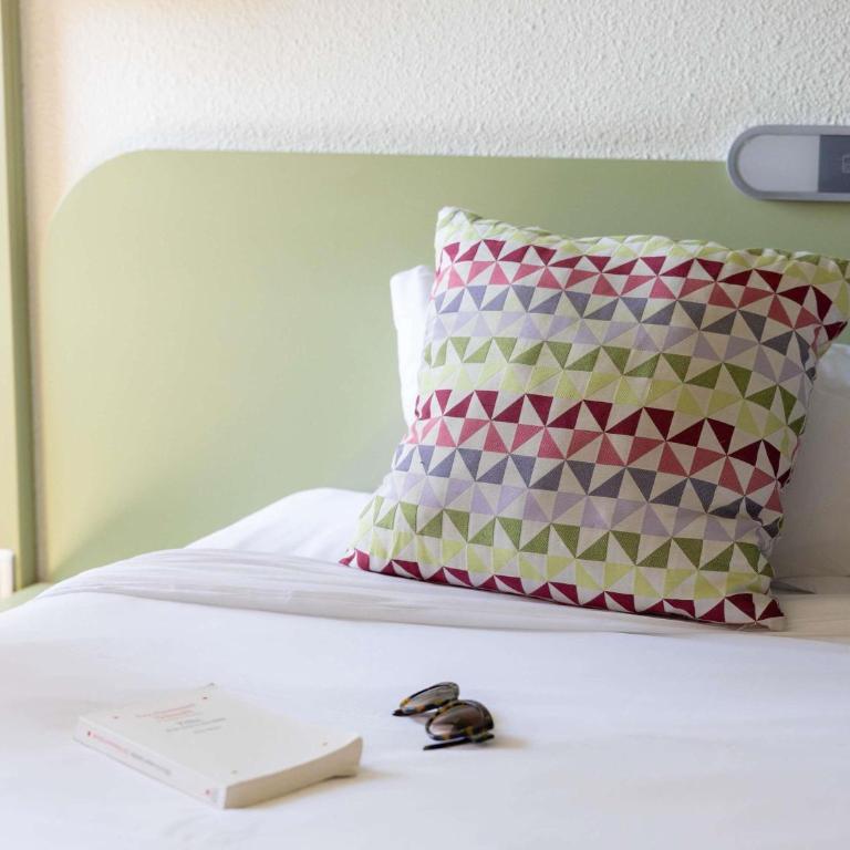 ibis budget Narbonne Sud A9/A61 - Chambre Familiale - 1