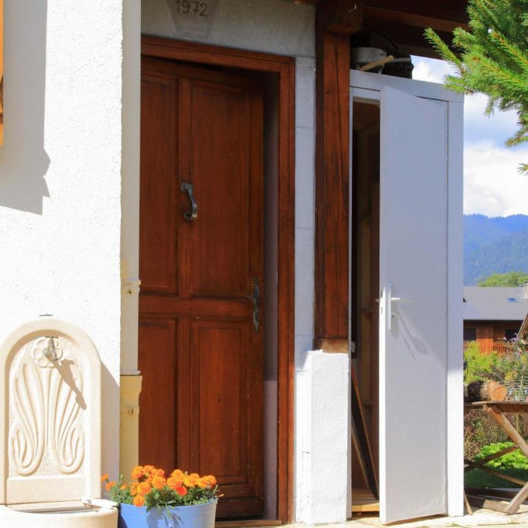 Charmante Villa à Samoëns avec Wifi et 2 Chambres - FR-1-846-34 - Studio - 14