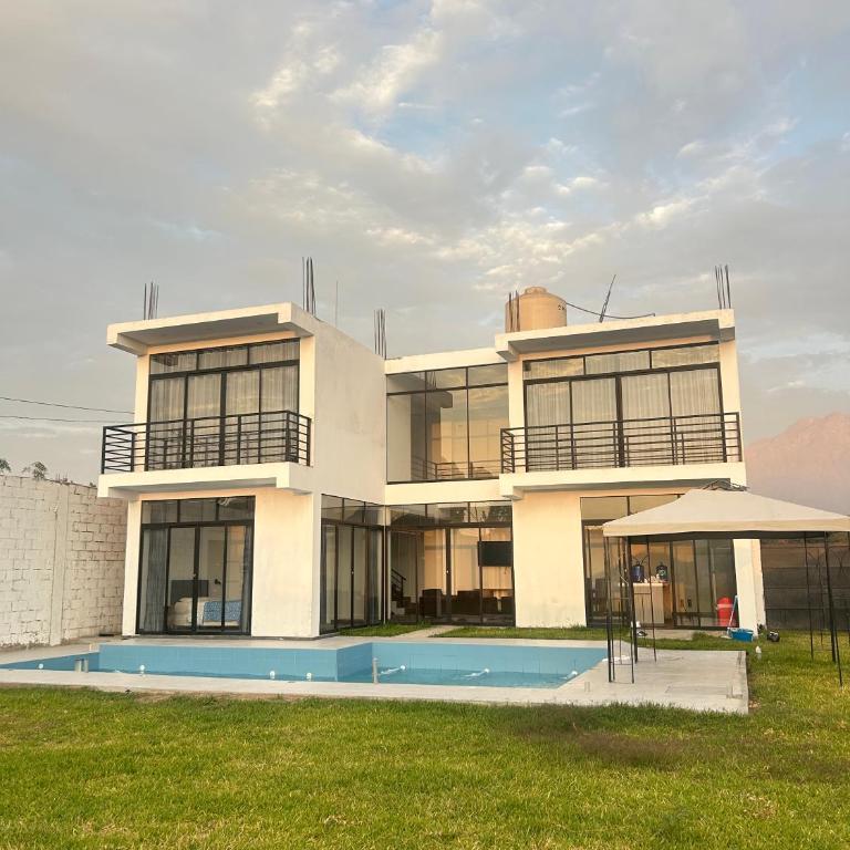 Casa Laguna - Vacation Home - 1