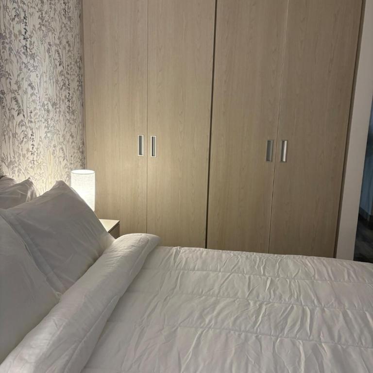 Apartamento moderno con balcón y vista a la ciudad cerca al mall plaza - Apartamento de 2 dormitorios - 4