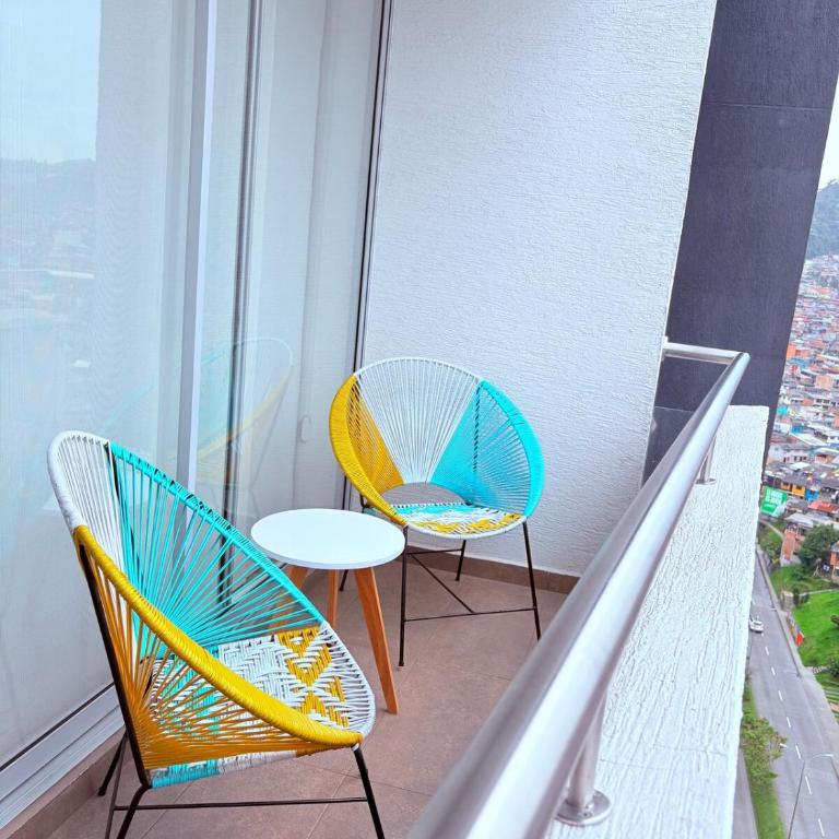 Apartamento moderno con balcón y vista a la ciudad cerca al mall plaza - Apartamento de 2 dormitorios - 18