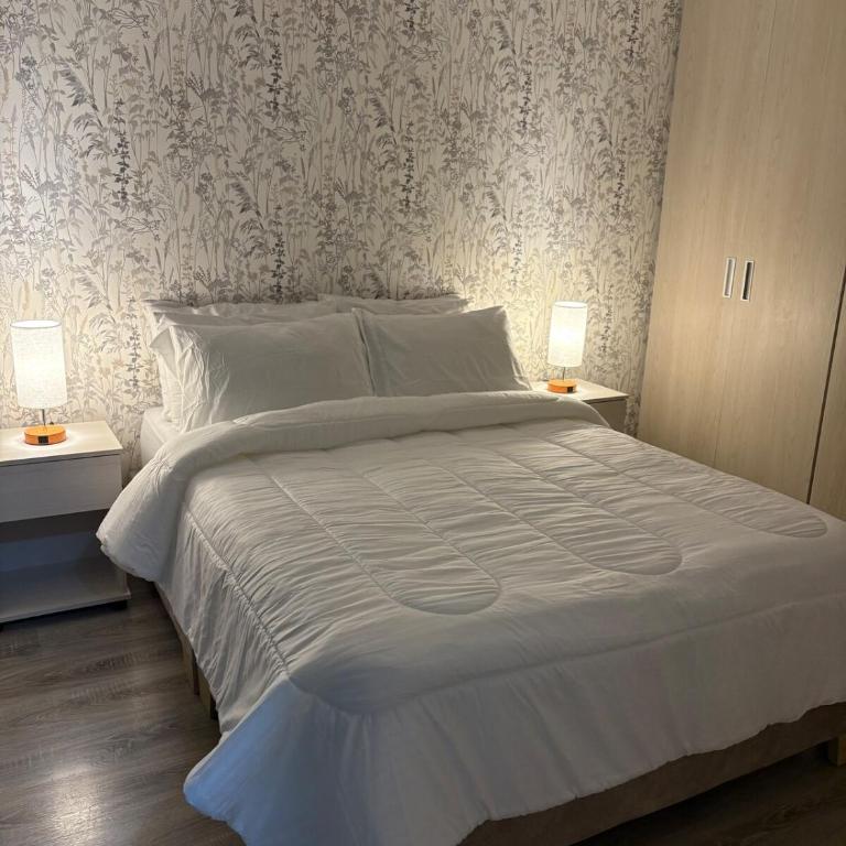 Apartamento moderno con balcón y vista a la ciudad cerca al mall plaza - Apartamento de 2 dormitorios - 3