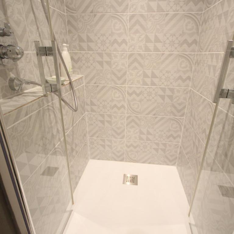 Les Suites de Catherine, la Si Calme - Appartement Supérieur - 17