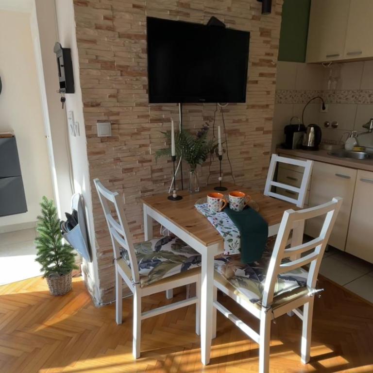 Jenny's apartmen centar - Apartman sa 1 Spavaćom Sobom - 5