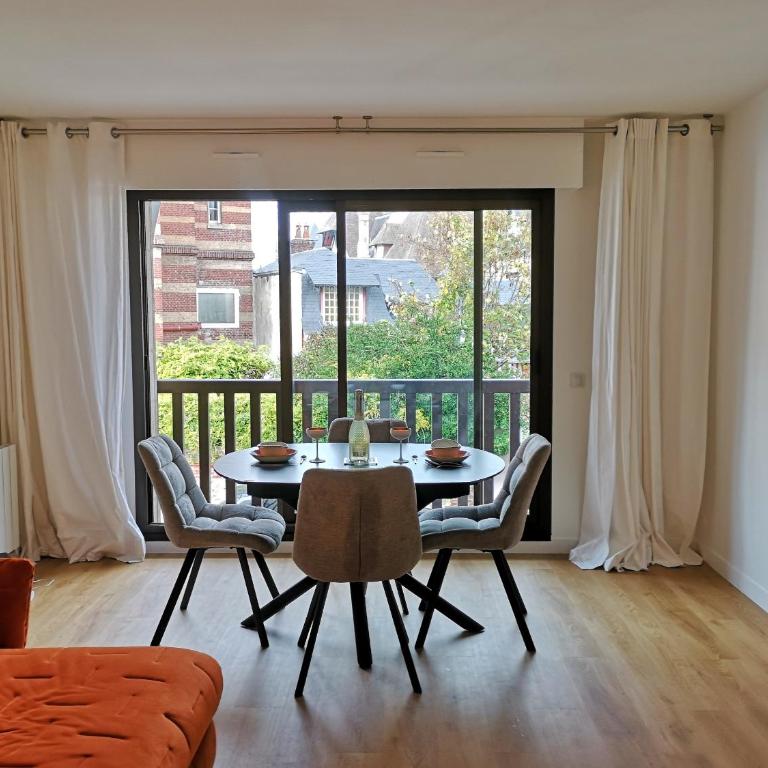 Appartement Le Mermoz - Deauville centre, à 5 min de la plage - Appartamento con 1 Camera da Letto - 1