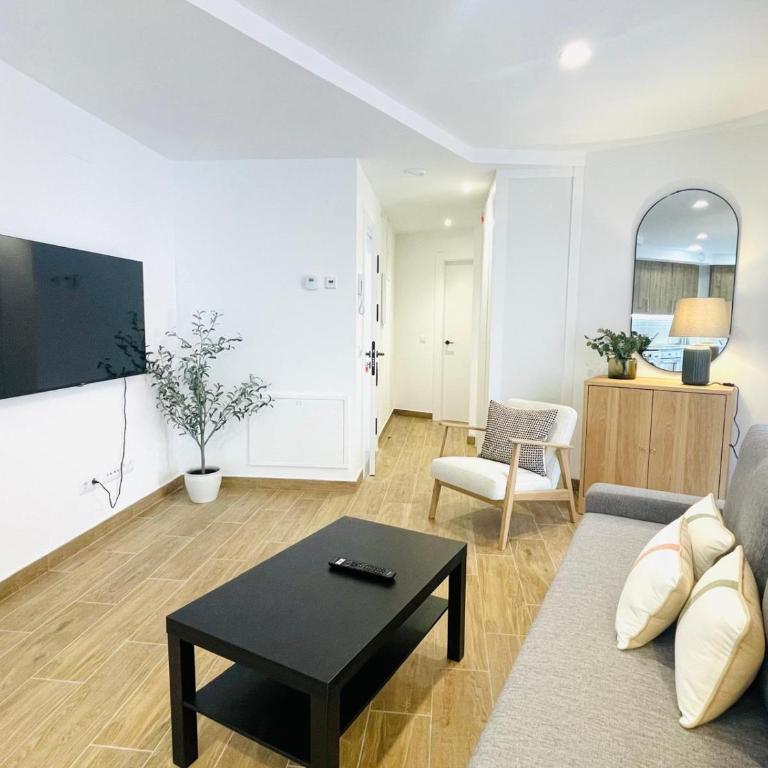 Apartamentos San Nicolas Jaca - Two-Bedroom Standard Apartment - 2