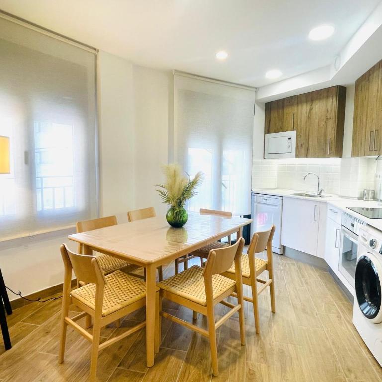 Apartamentos San Nicolas Jaca - Two-Bedroom Standard Apartment - 10