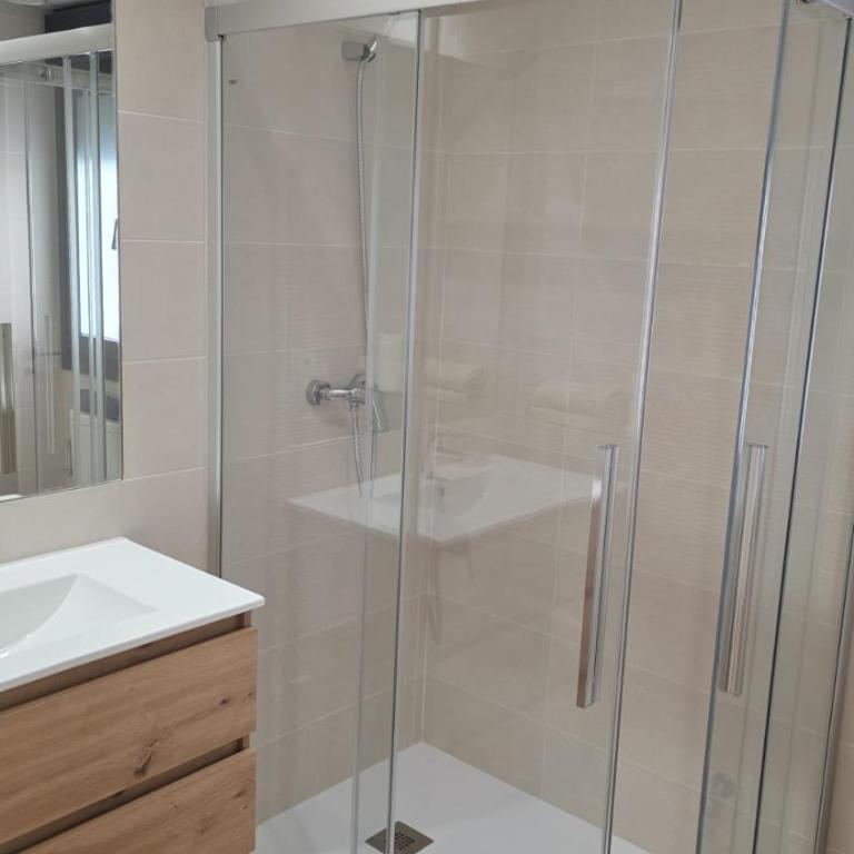Apartamentos San Nicolas Jaca - Two-Bedroom Standard Apartment - 8
