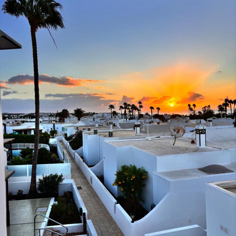 Blue Sky - Studio Apartment with Sea View - 46