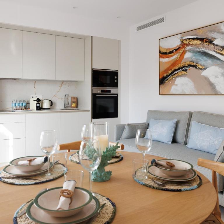 MARBELLA BANUS SUITES - Banus Playas del Duque Seaside Complex - Apartamento Deluxe de 2 dormitorios - 2