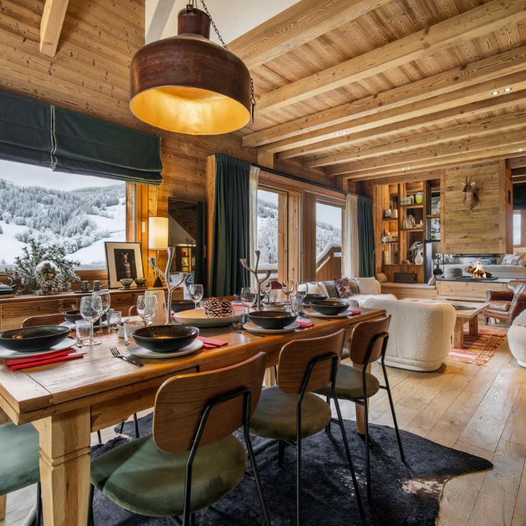 Luxury Chalet Black Mountain - 4BR, Sleeps 10, Fireplace, Mountain Views & Garden - Megève - Chalet - 25