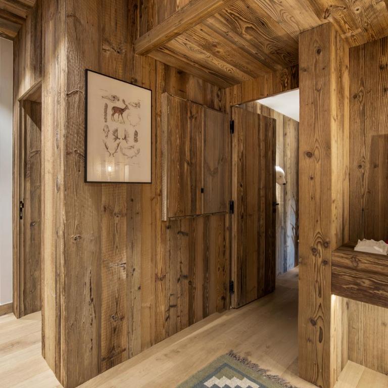 Luxury Chalet Black Mountain - 4BR, Sleeps 10, Fireplace, Mountain Views & Garden - Megève - Chalet - 27