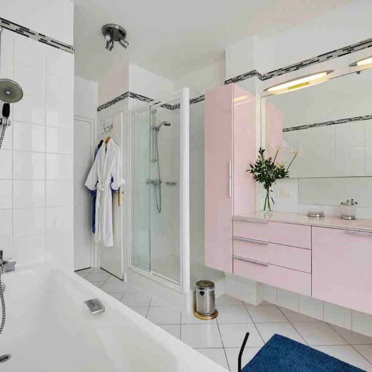 Champs Élysées : Appartement 200 m2 avec balcon - Appartement 3 Chambres - 21