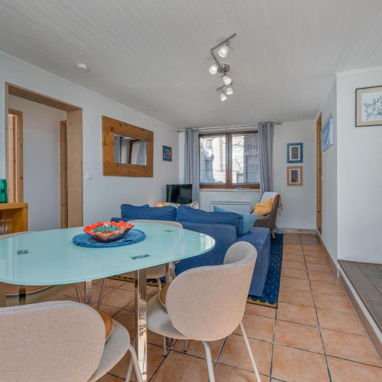 Maison à Tour Briançon - Appartement 2 Chambres avec Balcon Bien Exposé - 11