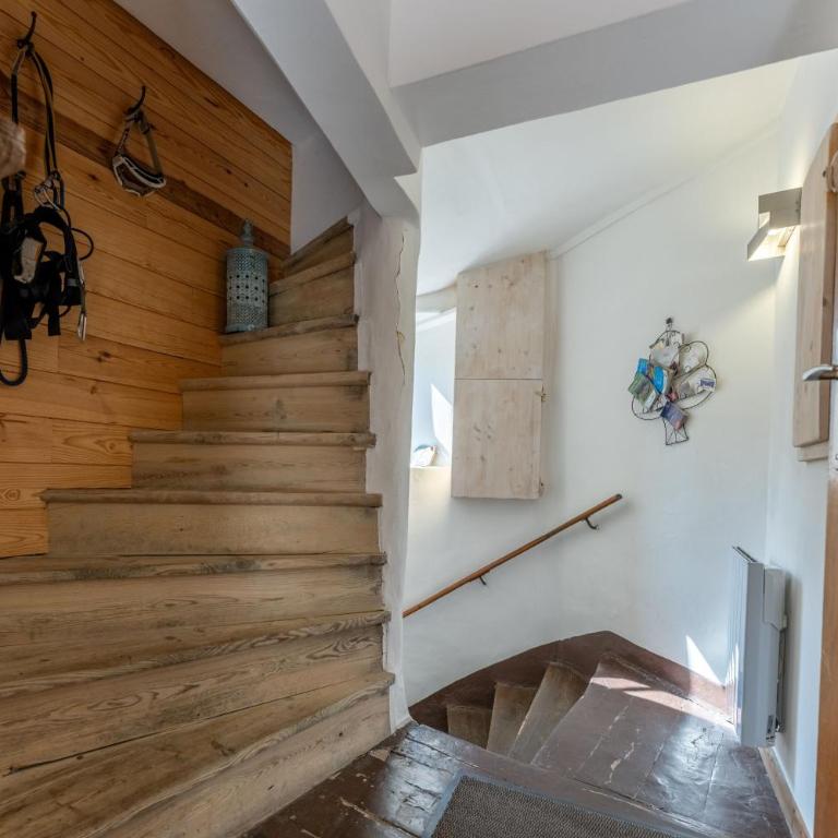 Maison à Tour Briançon - Appartement 2 Chambres avec Balcon Bien Exposé - 5