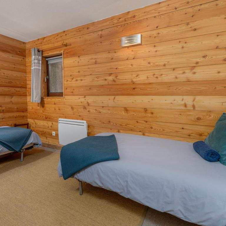 Maison à Tour Briançon - Appartement 2 Chambres avec Balcon Bien Exposé - 13