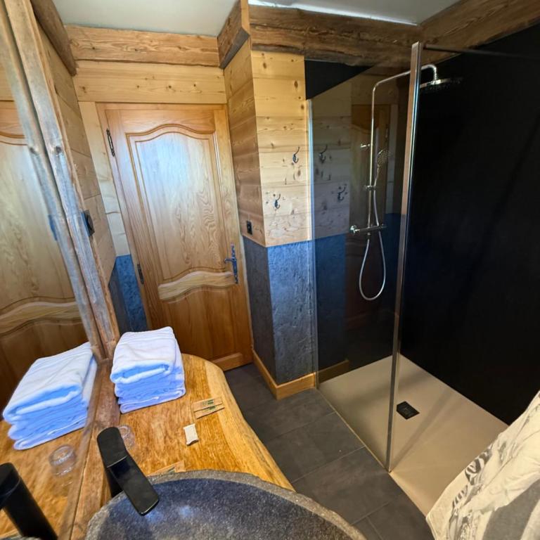 L'Auberge au Bord du Lac - Chambre Double - Vue sur Forêt - 4