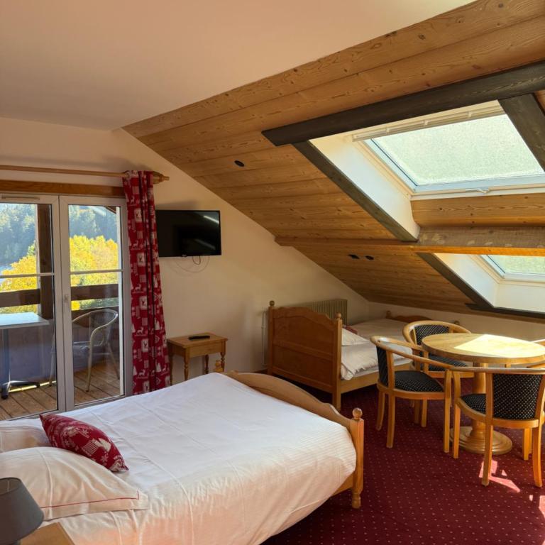 L'Auberge au Bord du Lac - Chambre Quadruple - Vue sur Lac - 12