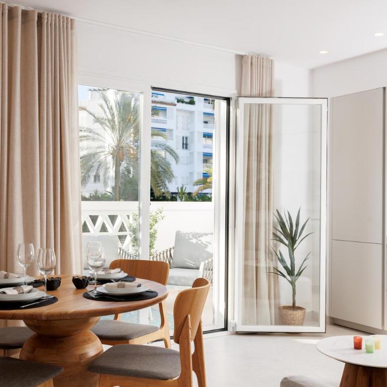 MARBELLA BANUS SUITES - Banus Playas del Duque Seaside Residential - Apartamento Deluxe de 2 dormitorios con balcón - 2