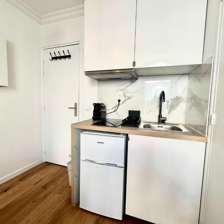 New 144 Suite Falk - Cosy Apartment Paris Center - Studio - 12