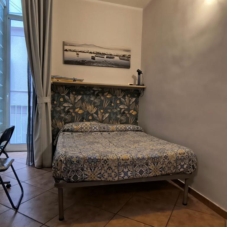B&B Napoli Plebiscito - Camera Matrimoniale Economy - 2