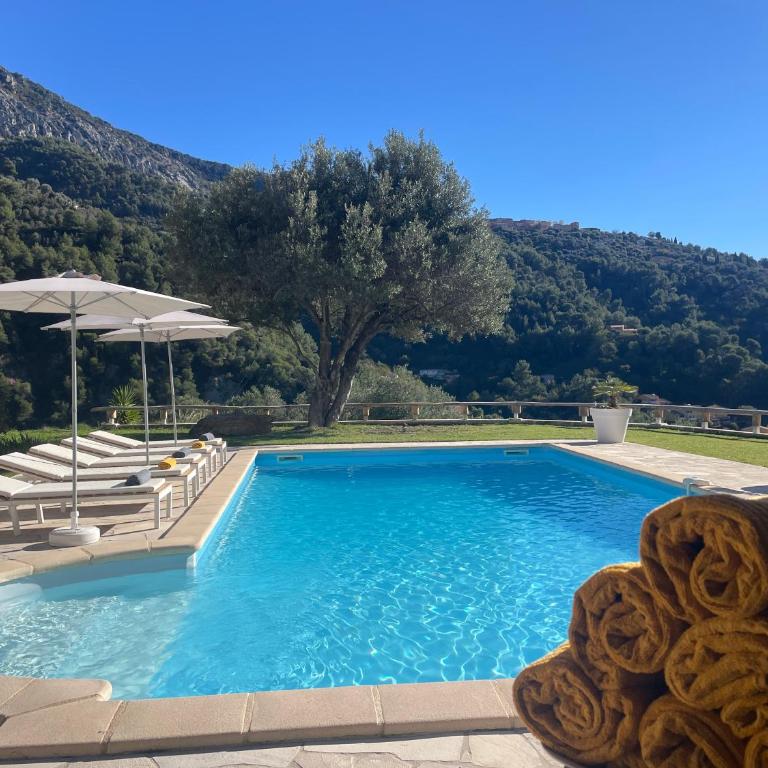 Villa-Monti Luxury Villa with Private Pool, Fully Air Conditioned Bedrooms, 5 Star Superhosts! - Villa 3 Chambres - 28