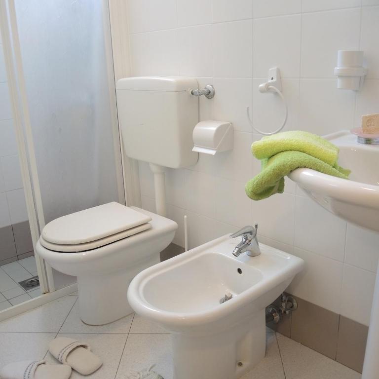 Tre Torri - Appartamento con 2 Camere da Letto - 9
